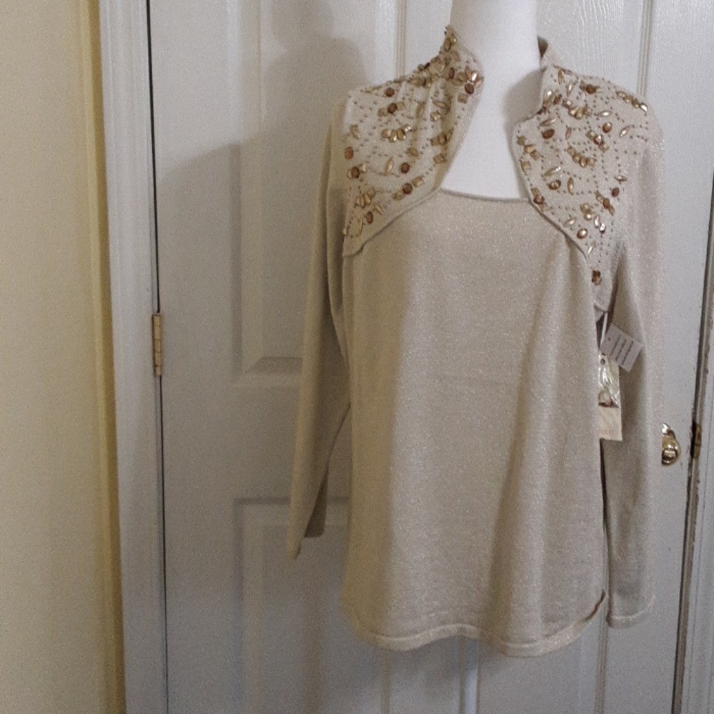 XL  Reba shirt  gold color